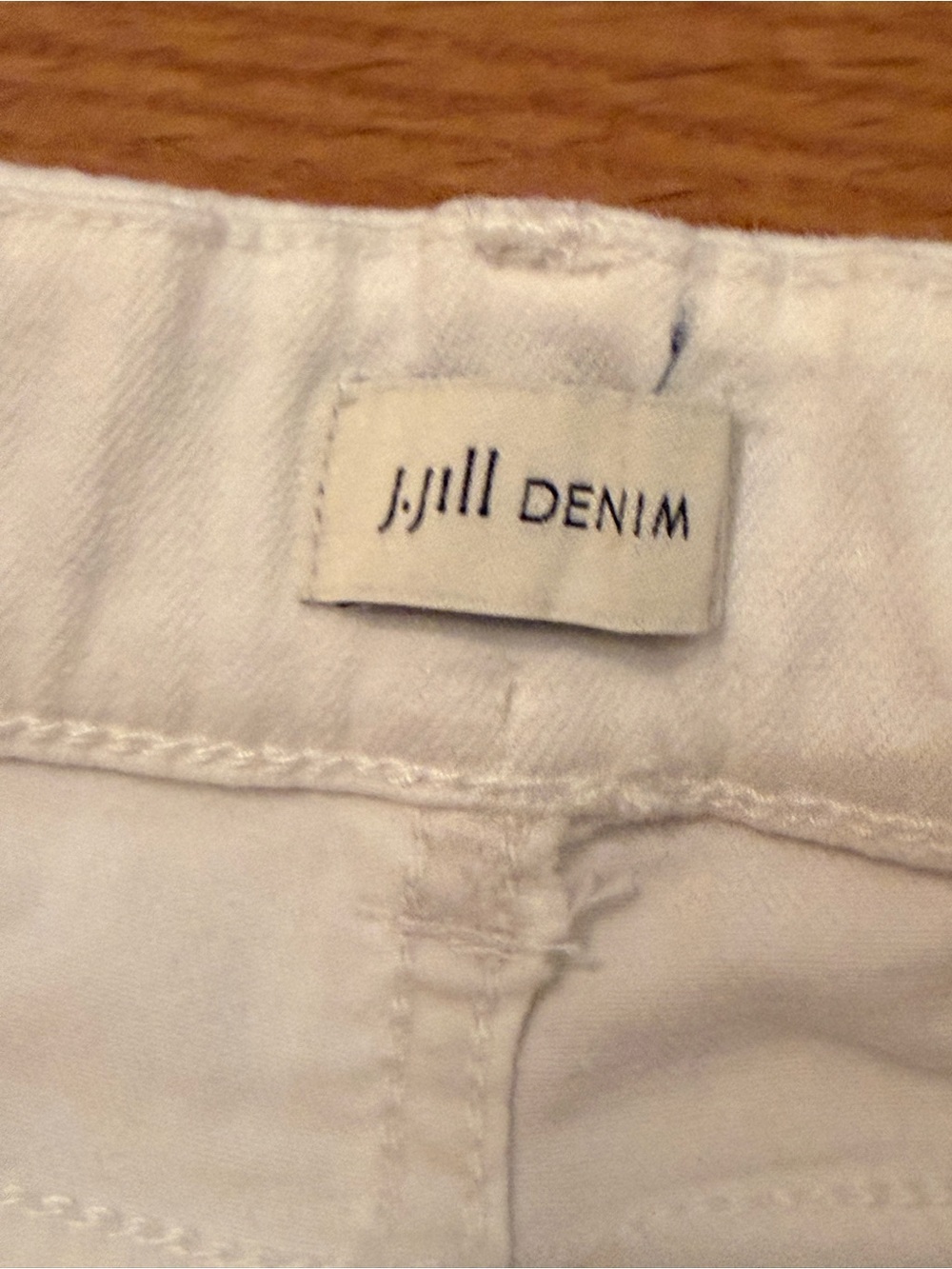 J. Jill. High-Rise Straight-Leg Cropped Jeans. White. Size 10. - Picture 7 of 9